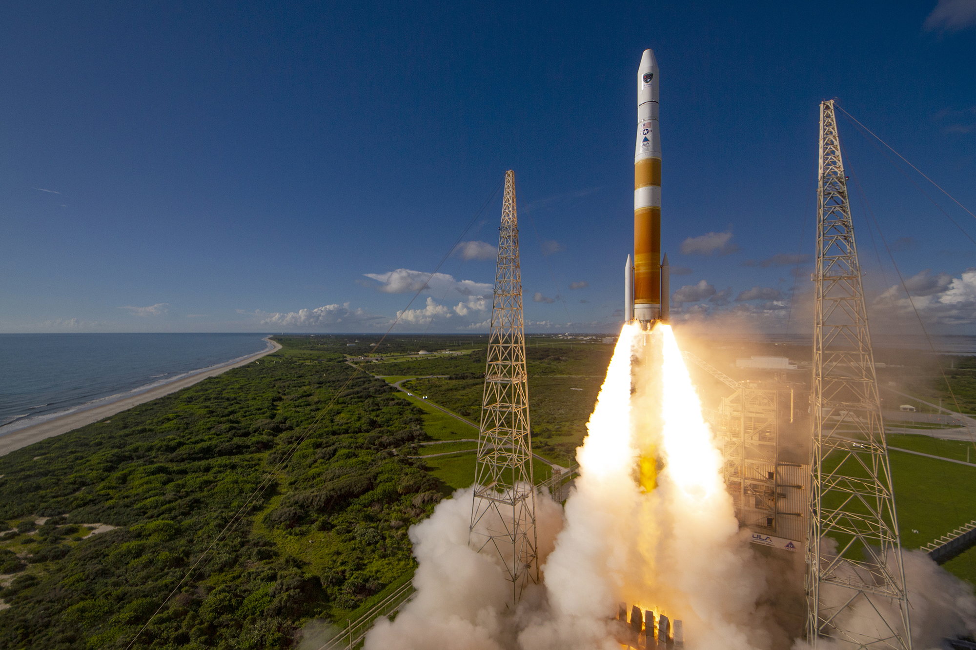 Полет ракеты. Дельта 4 хеви. Ракета Delta IV Heavy. Дельта-4 ракета-носитель. Delta Heavy ракета.