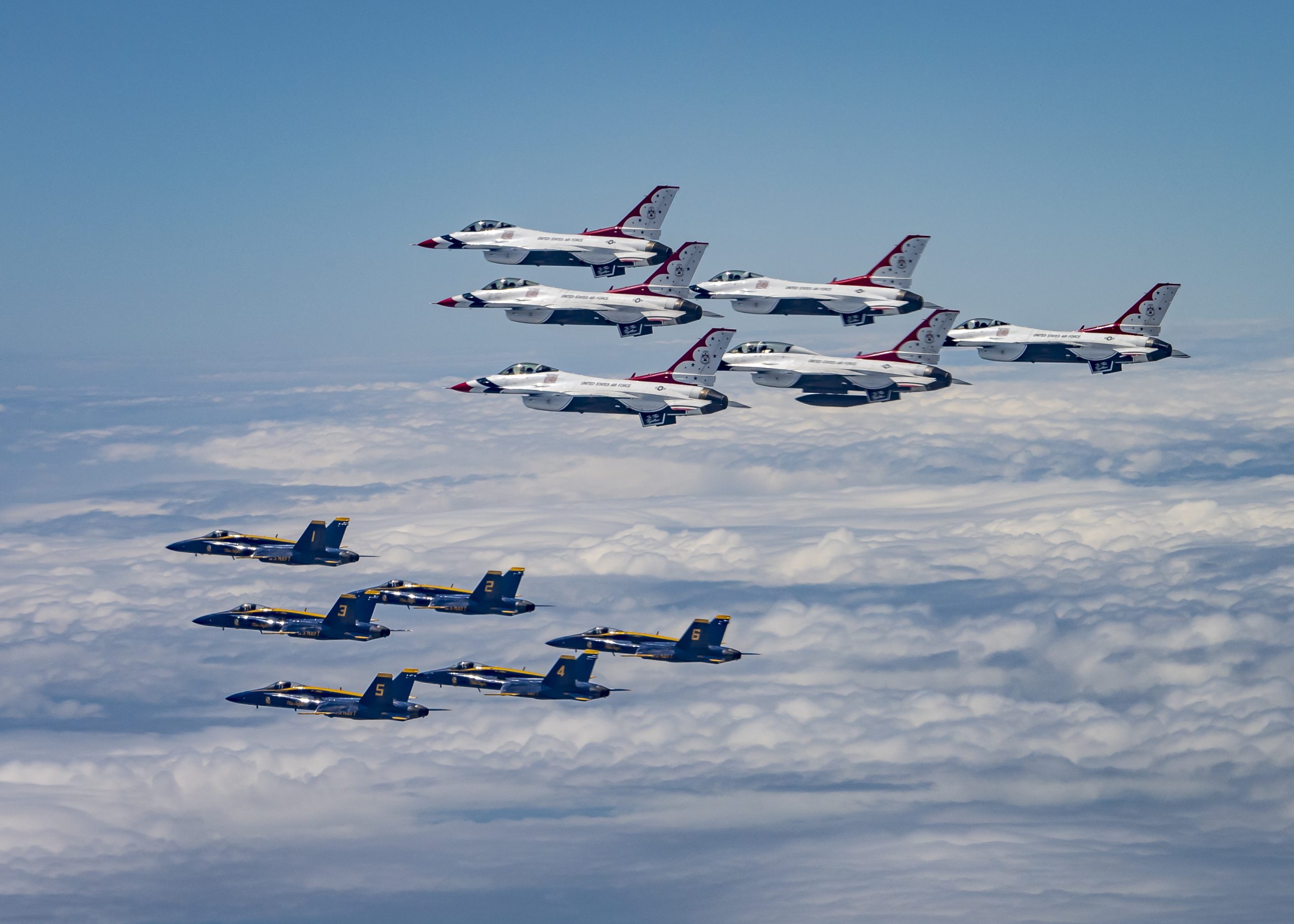 How to Watch the ThunderbirdsBlue Angels Flyovers of D.C., Baltimore