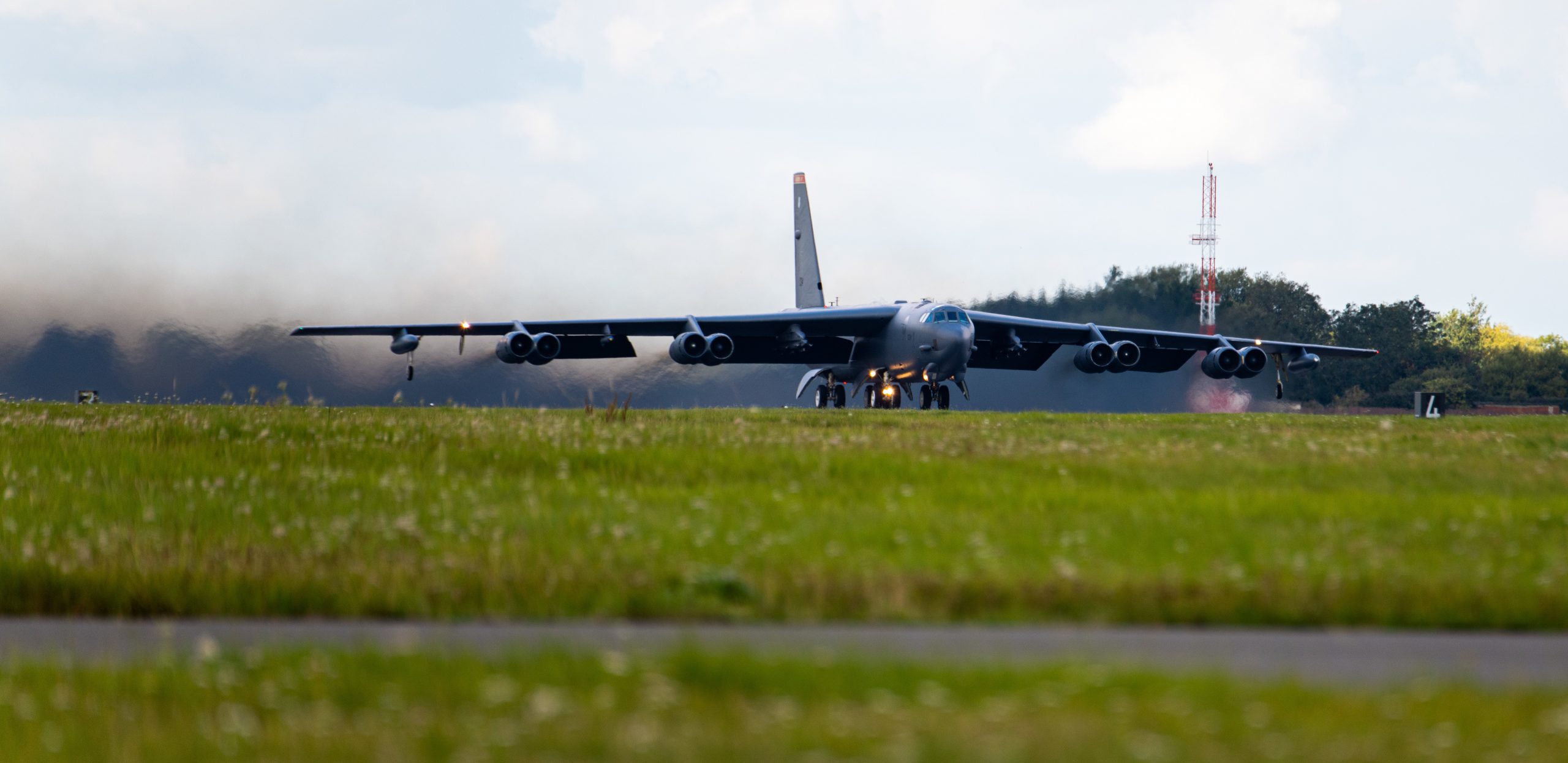 B-52s Train With 6 Nations Over Baltic Sea