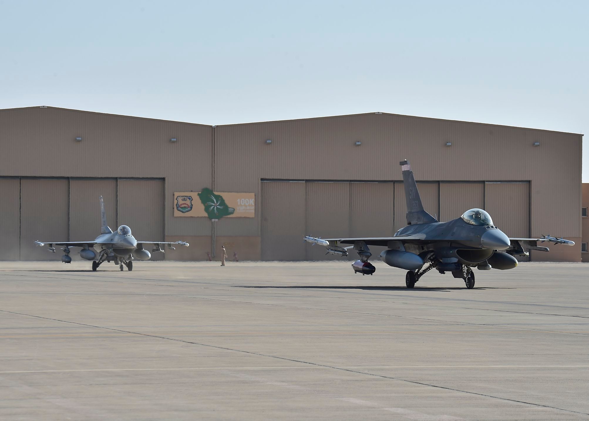 Shaw Airmen, F-16s Deploy to Saudi Arabia