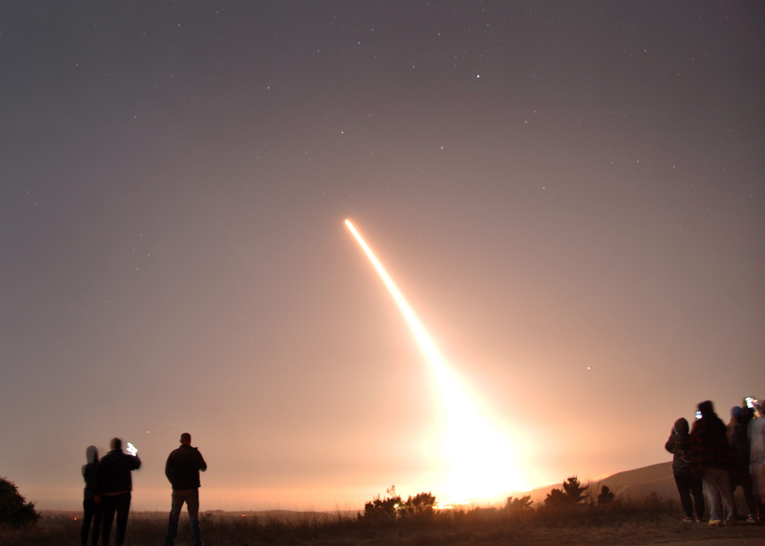 Watch USAF Test-Launch an Unarmed ICBM in California