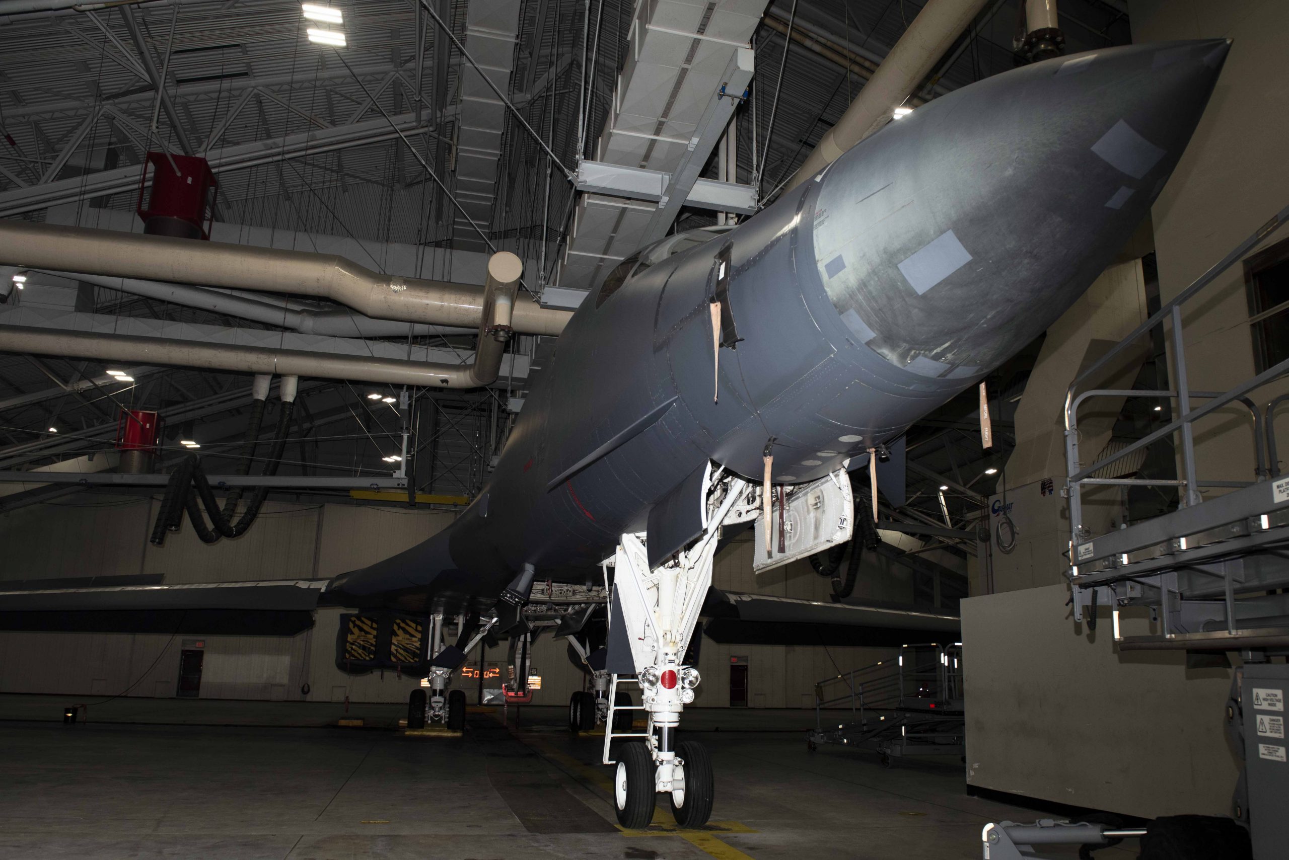 First of 17 B-1Bs Heads to the Boneyard