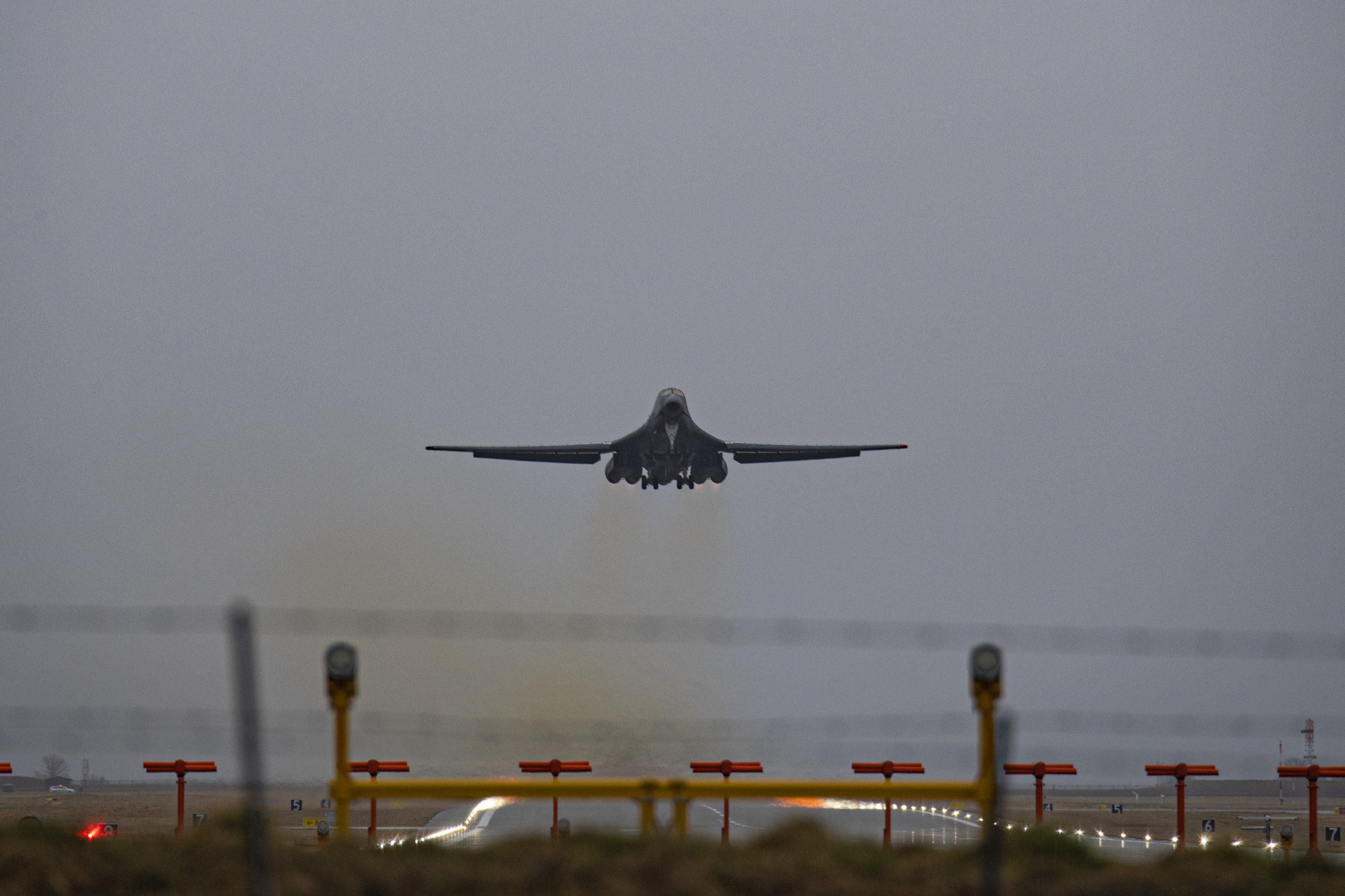 First B-1 Deployment to Norway Shows Importance of Arctic, Cold-Weather Ops