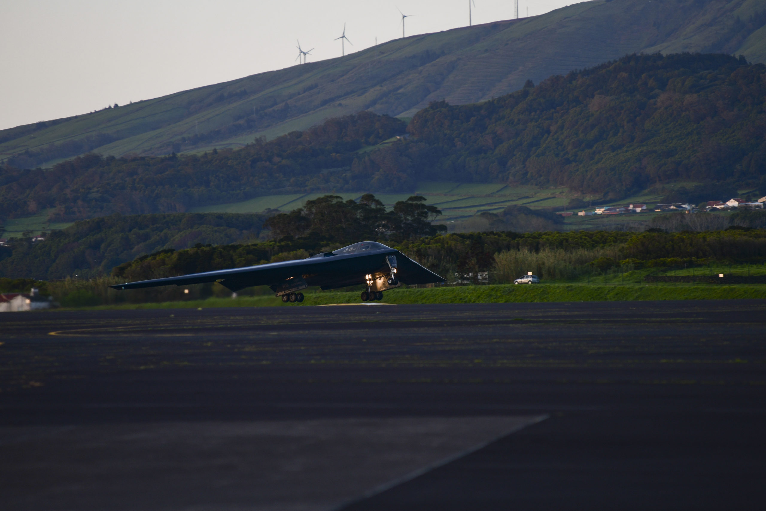 B-1s, B-2s Wrap Up European Bomber Task Force Deployment