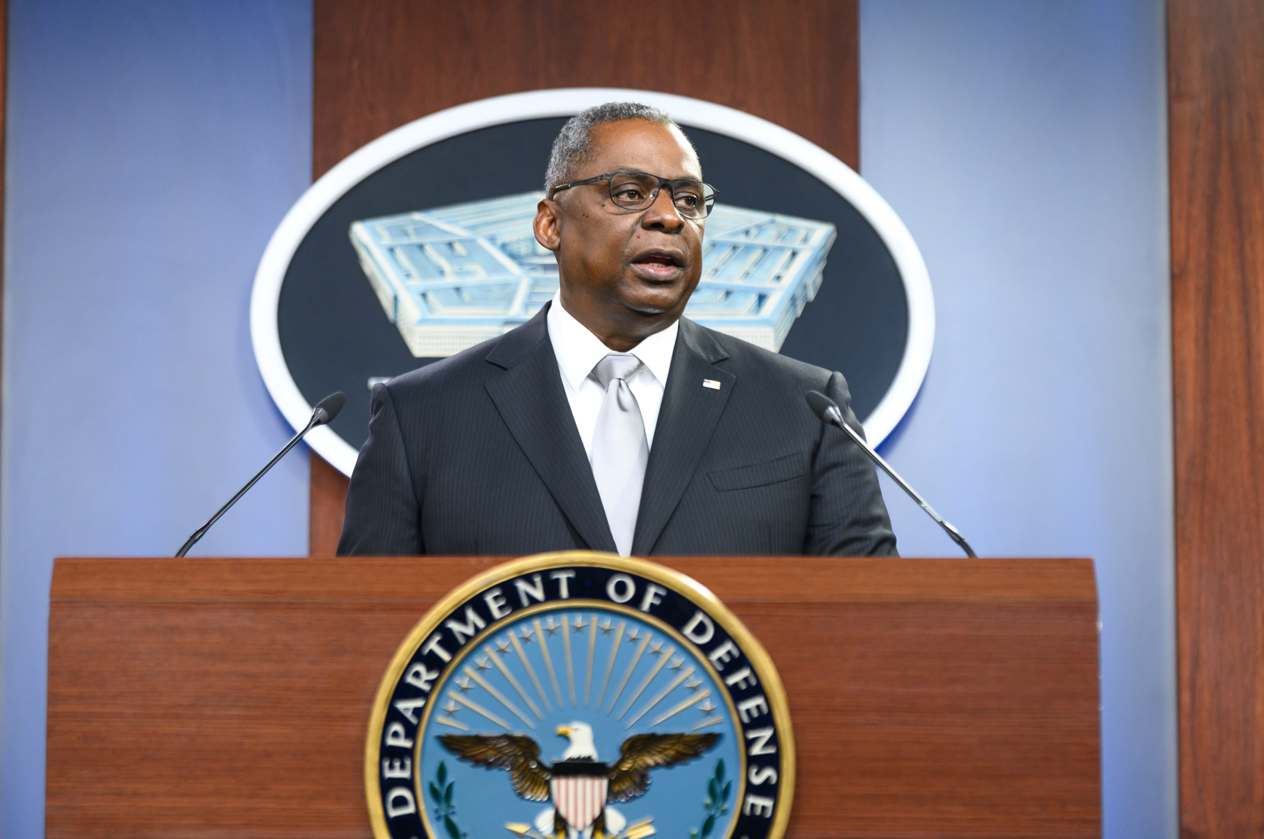 DOD Announces First Steps to Address Extremism After Stand Downs