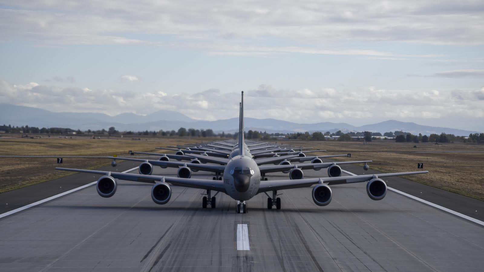 PHOTOS: Fairchild Sets Record Launching 20 KC-135s Following Impressive Elephant Walk