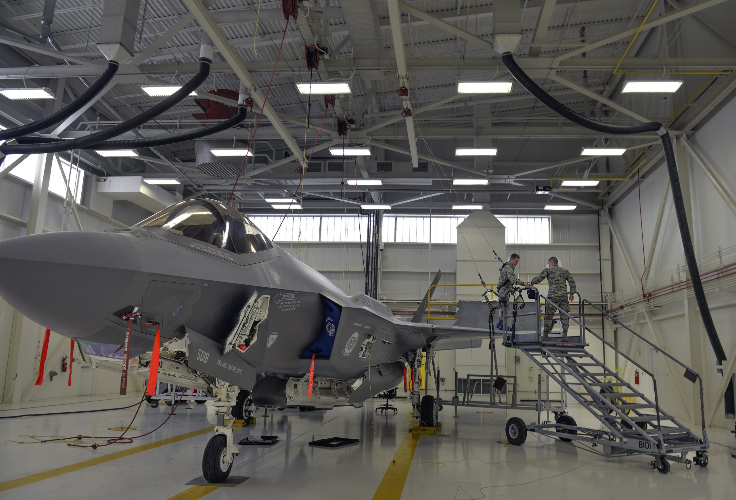 LaPlante: DOD ‘Not Walking Away’ From an F-35 Performance-Based Logistics Contract