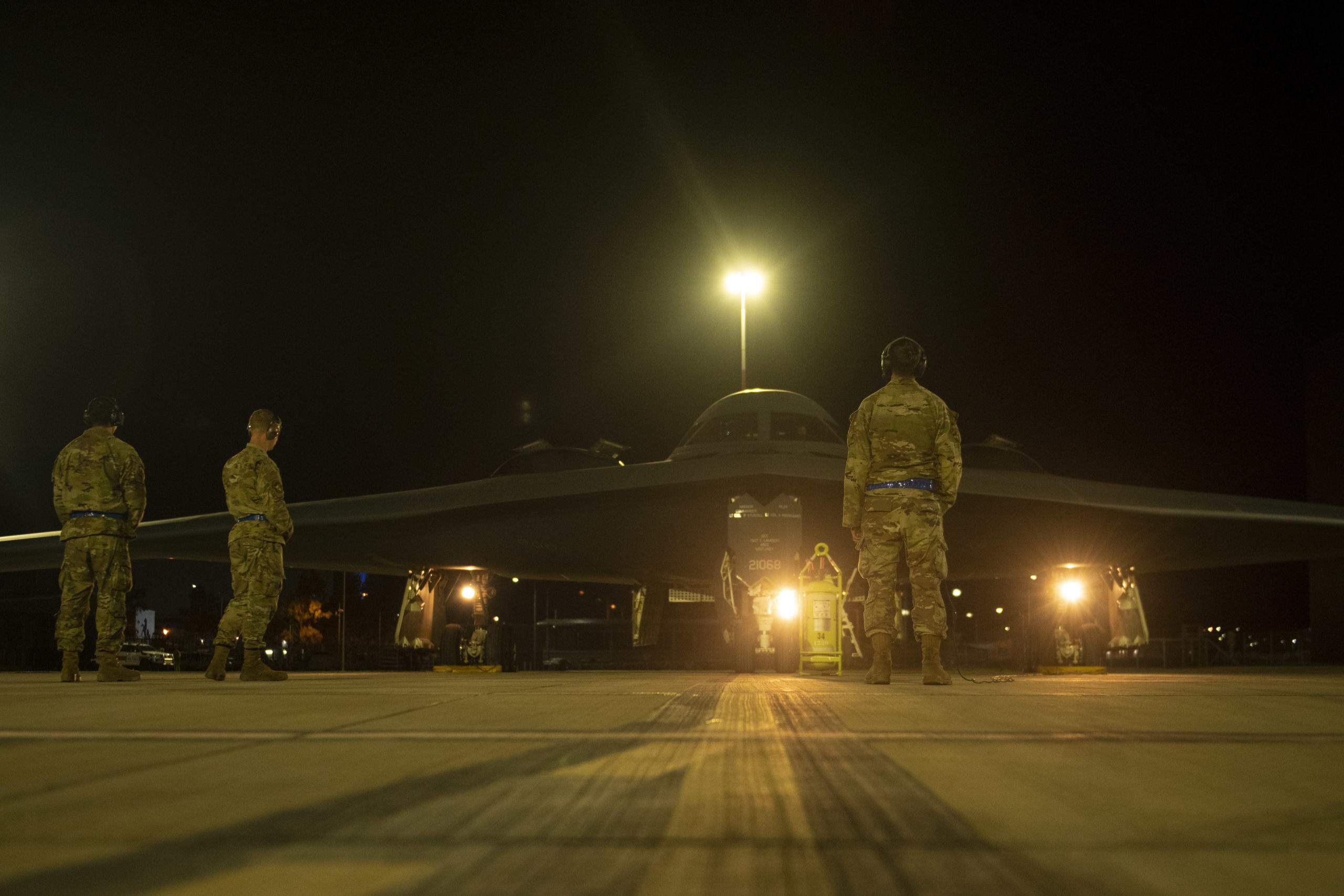 Air Force: B-2 Operators Not ‘Sitting On Their Hands’ as Safety Pause Continues