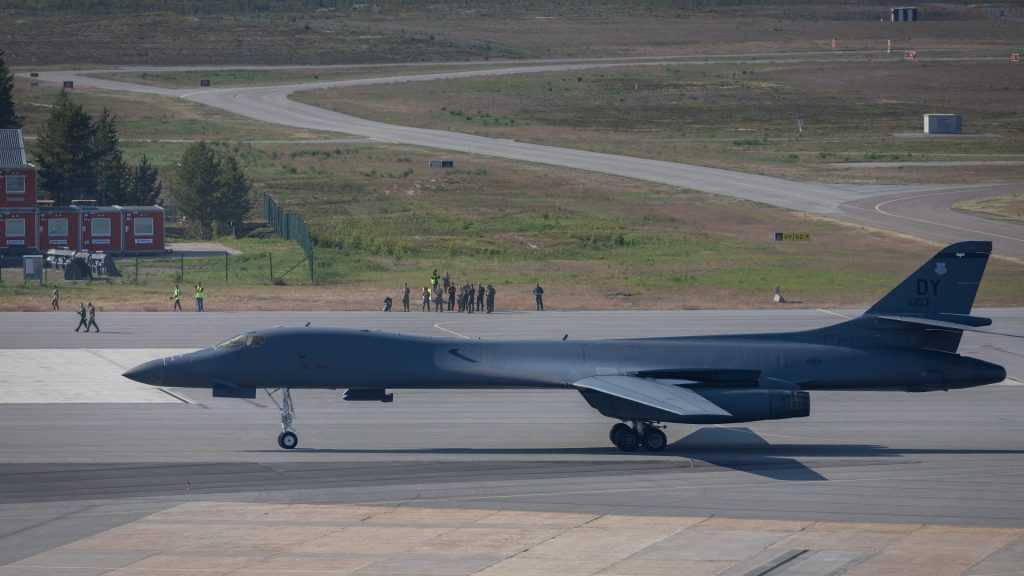 PHOTOS: US B-1 Bombers Land In Sweden For First Time