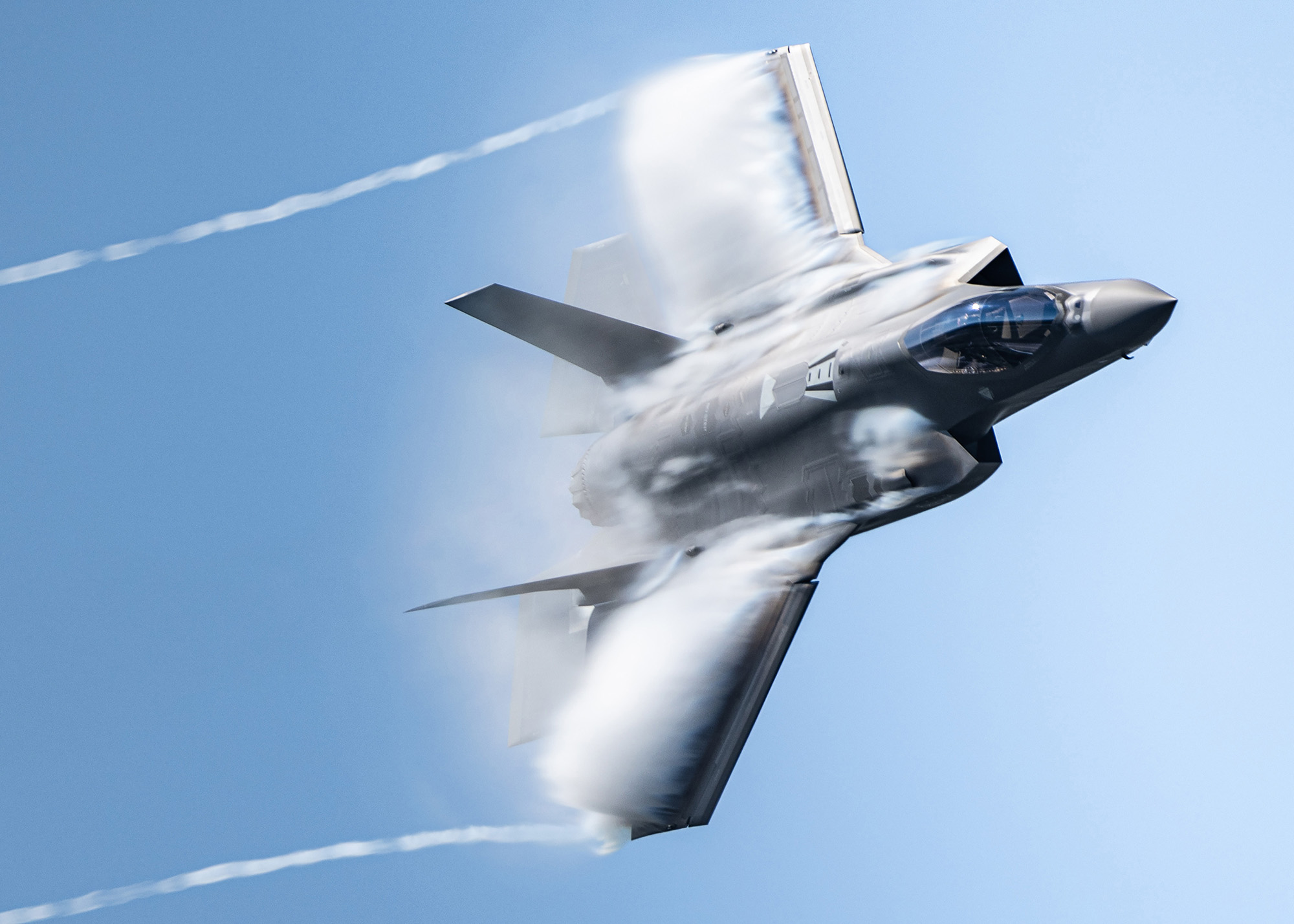 Now Is Not the Time to Go Weak on the F-35