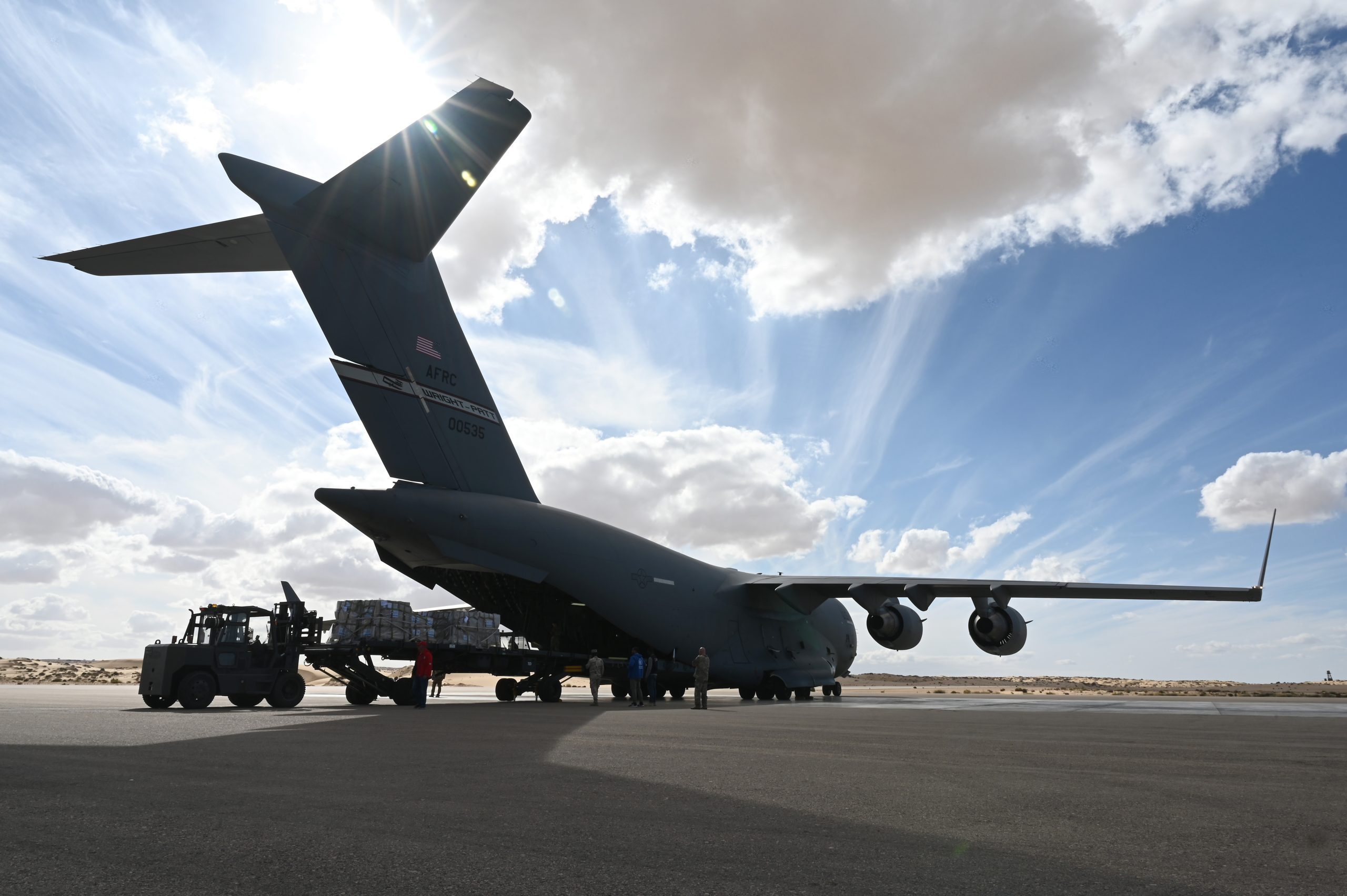 PHOTOS: Air Force C-17 With Humanitarian Aid for Gaza Lands in Egypt