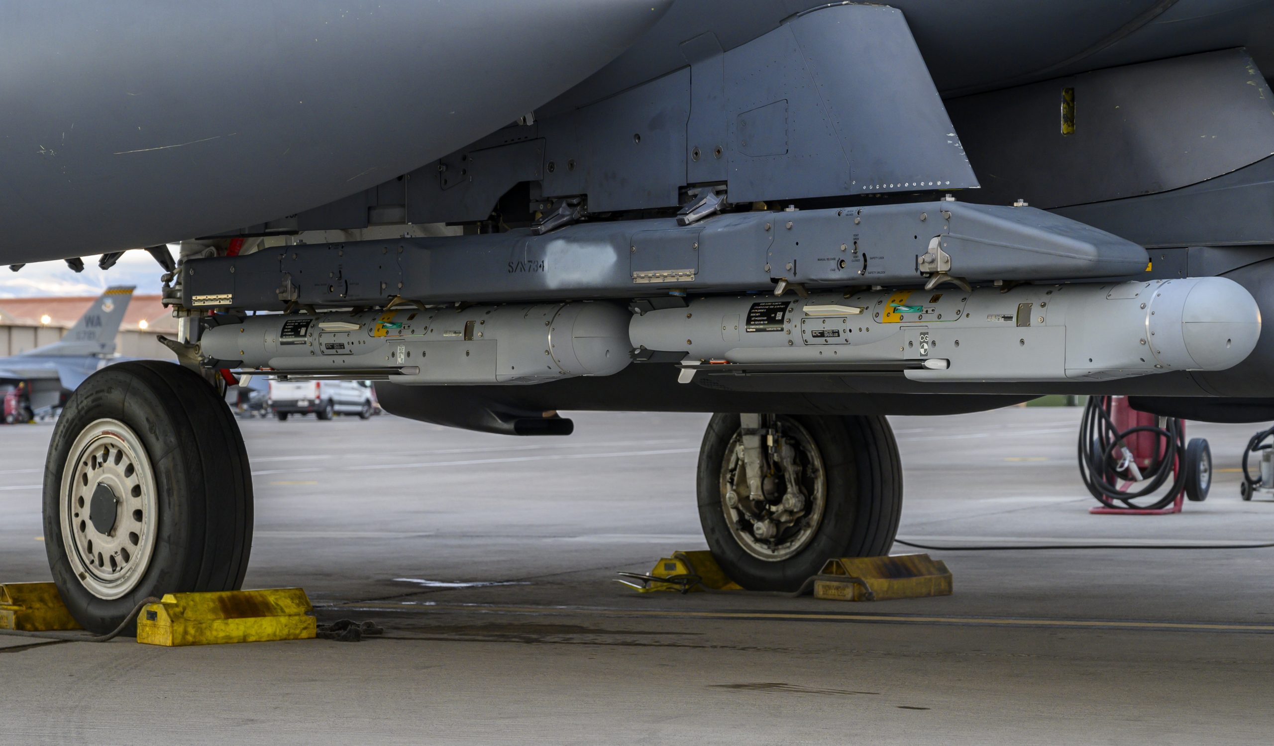 Air Force Gives Raytheon $345 Million to Build 1,500+ New StormBreaker Guided Bombs