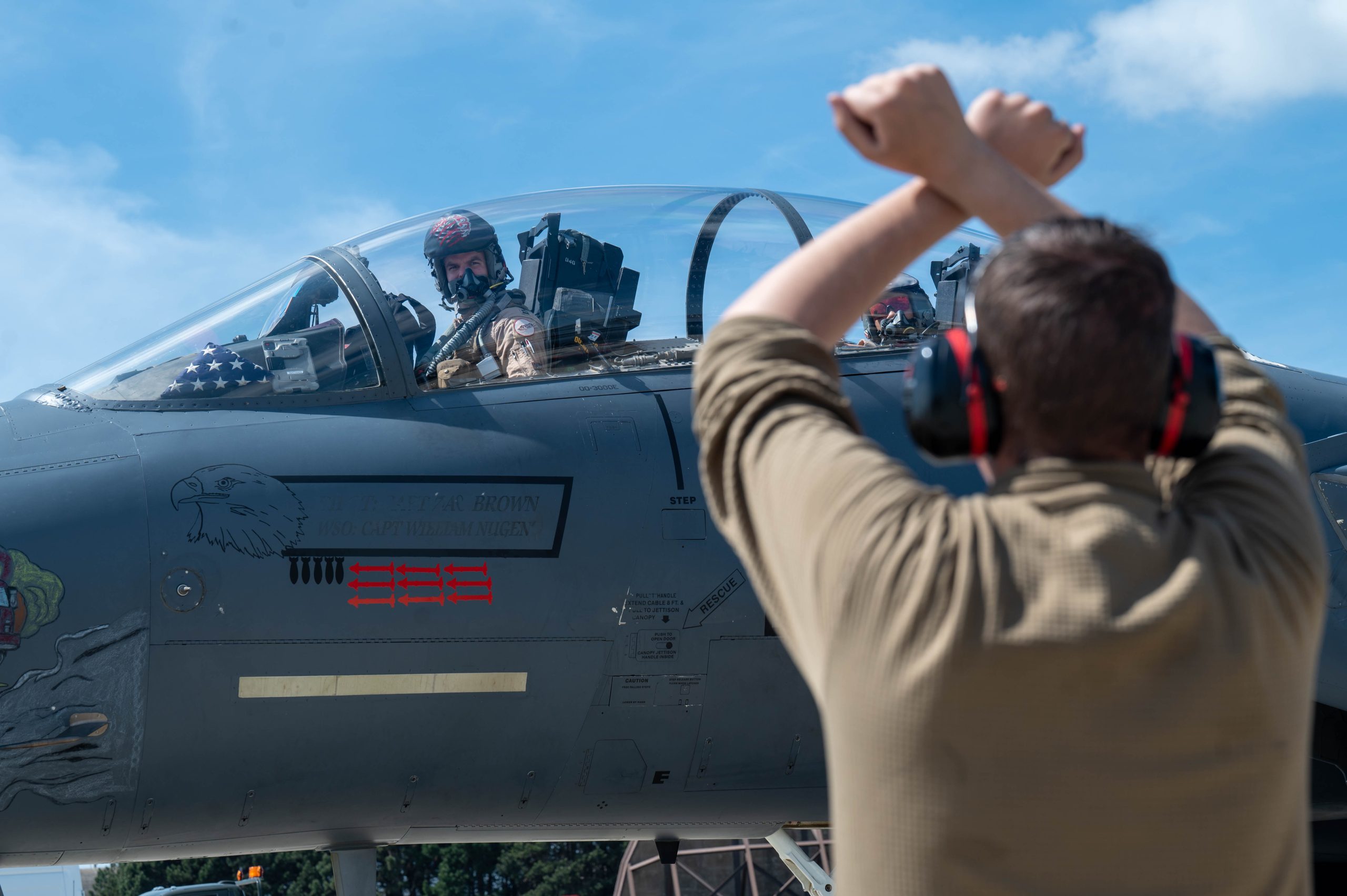 PHOTOS: USAF F-15s Return Home from Middle East With Kill Markings and Nose Art