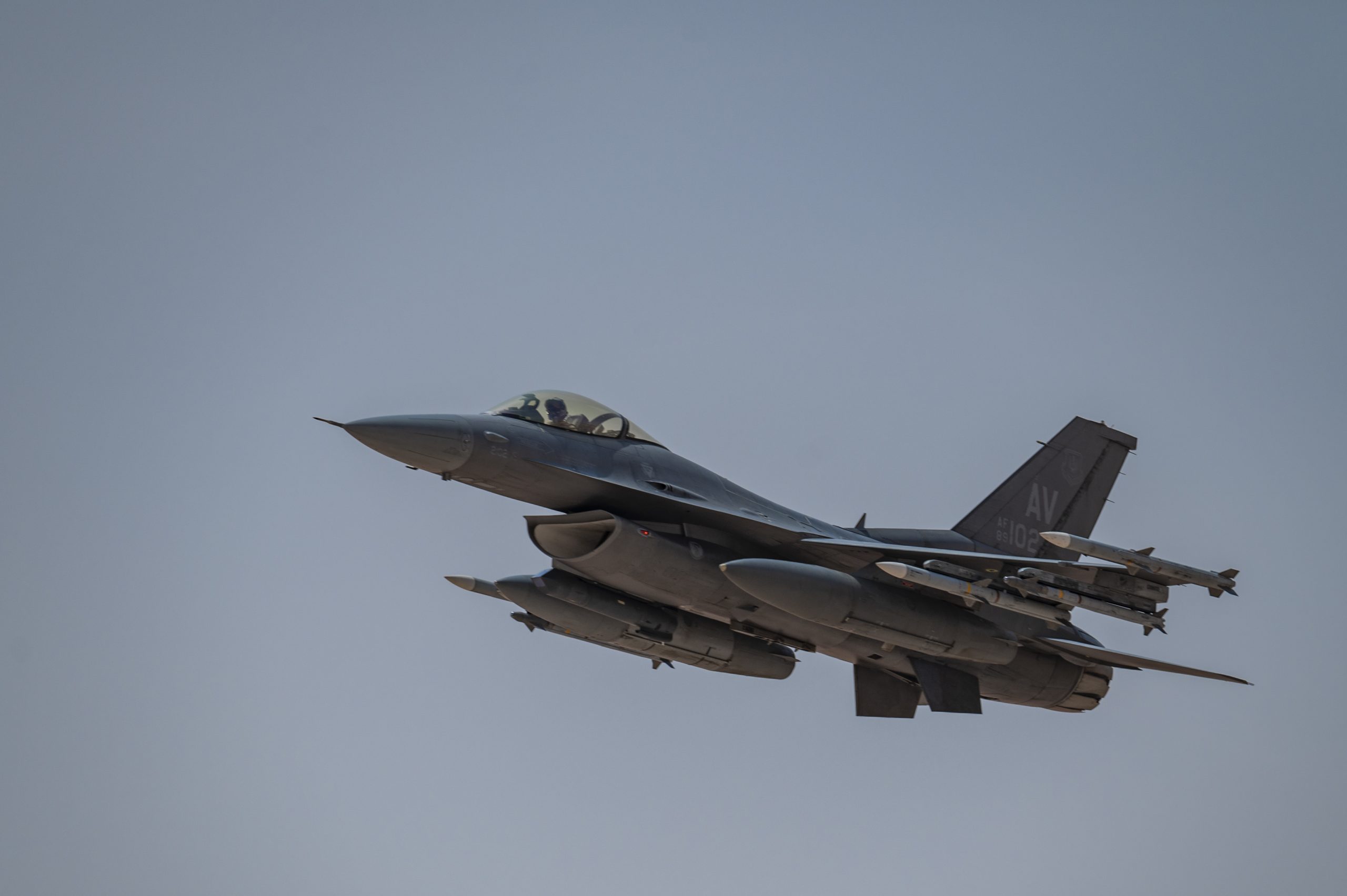 US sends more Air Force fighters to Middle East