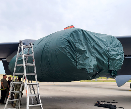 b-52 engine cover