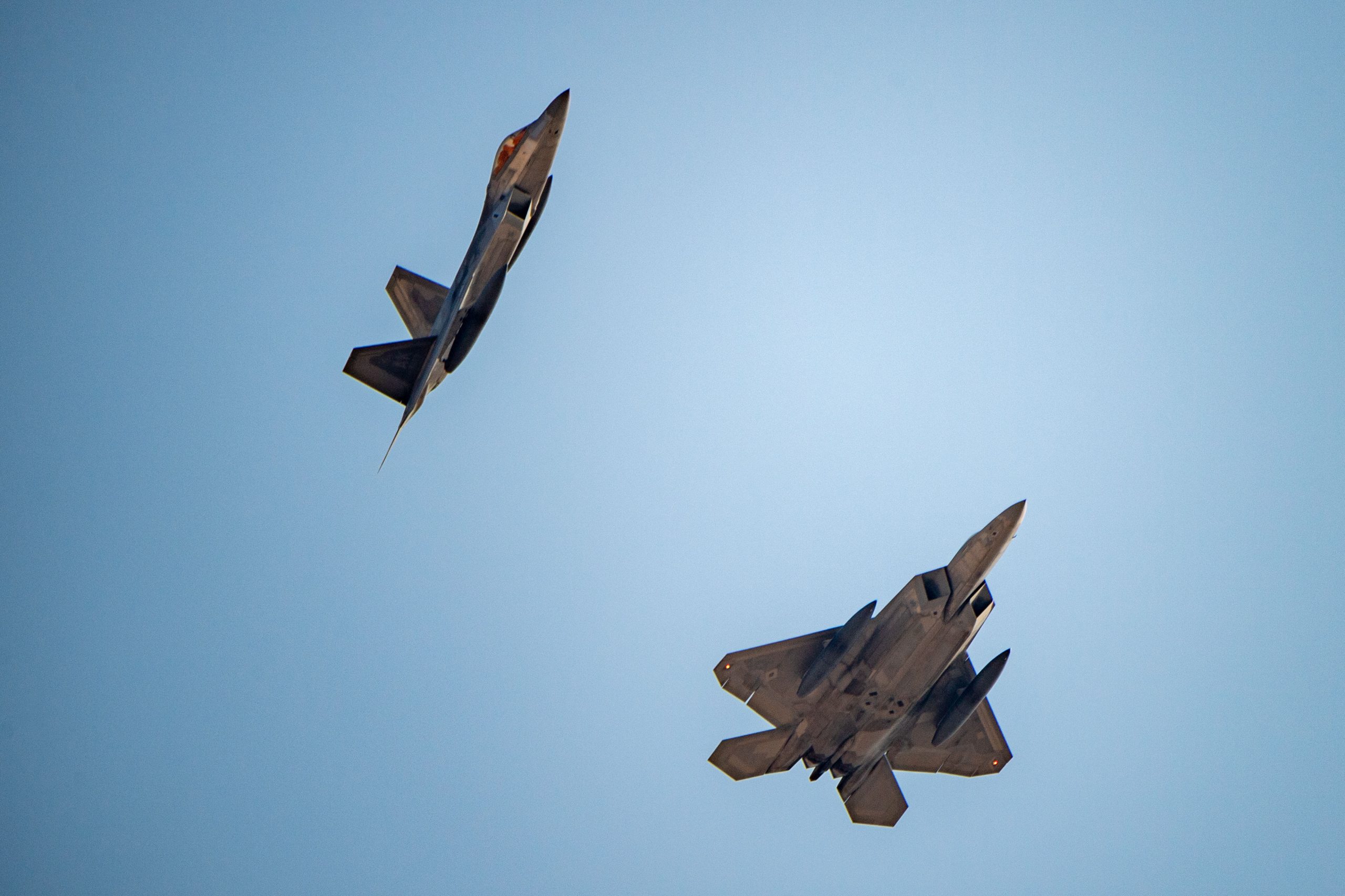 How Stealthy F-22 Raptors Learned to Take on Elusive Iranian Threats in the Middle East