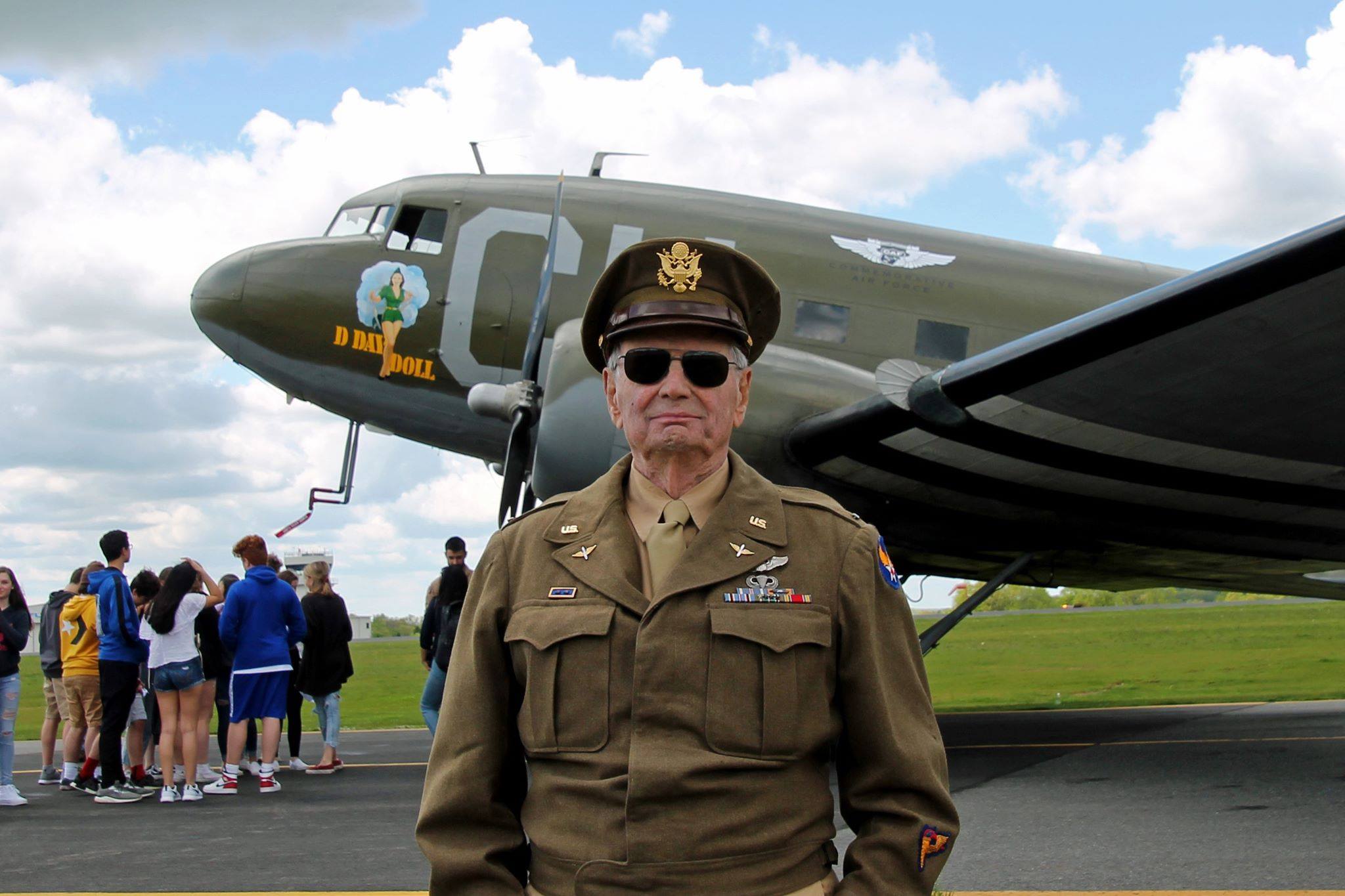 Last D-Day C-47 Pathfinder Pilot Dies at 102